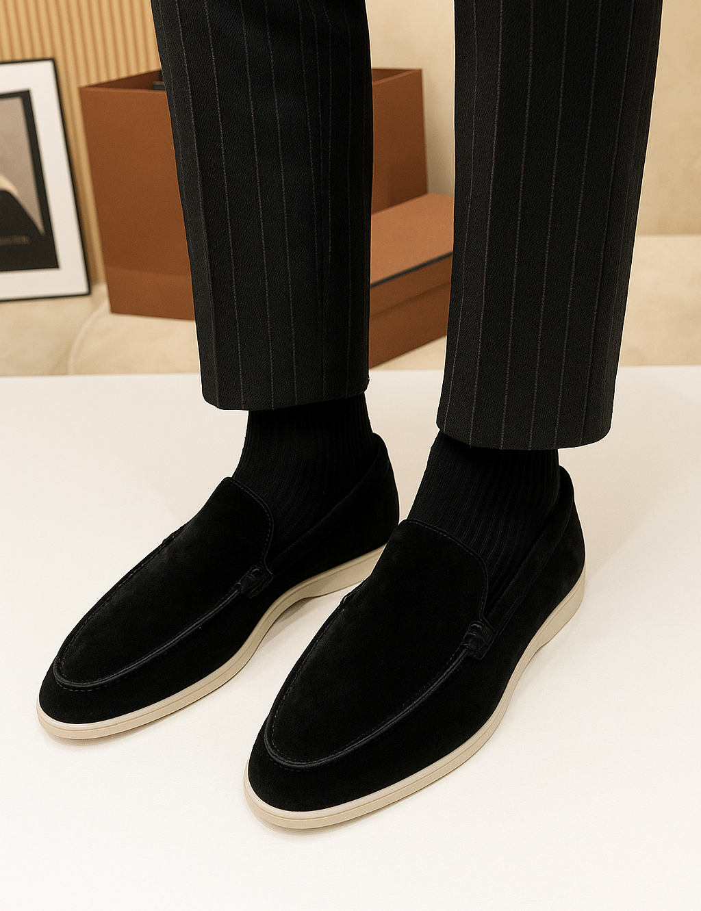 20250910_1751_Mocassins_Elegants_Noirs_remix_01k4sgfa5aehqrd3zr6pq3jcmm.png