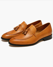 Mocassino da uomo con nappine marrone